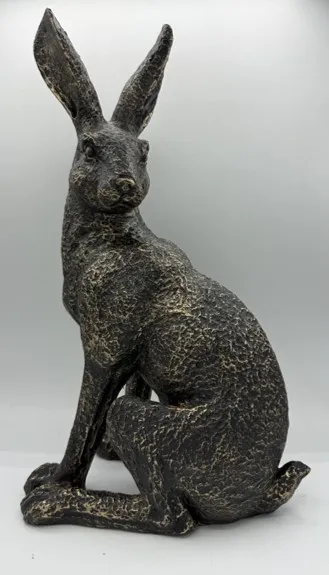 March hare - looking left - aged gold